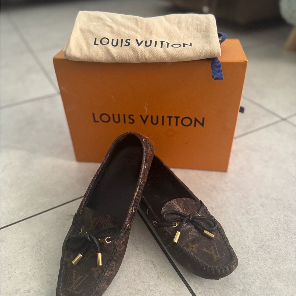 Louis Vuitton Gloria Flar Loafer